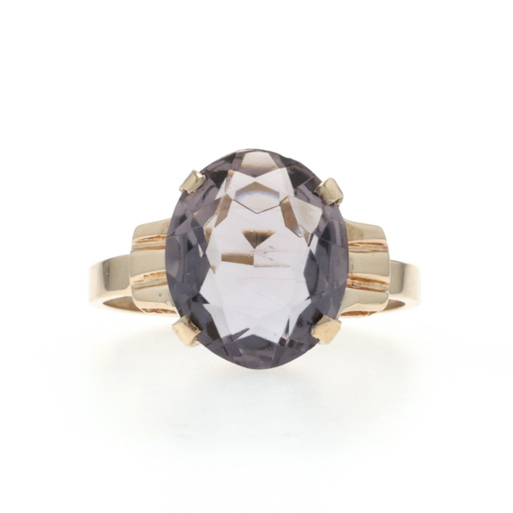 Yellow Gold Purple Glass Vintage Cocktail Solitaire Ring - 10k Oval